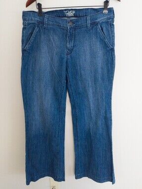 Old Navy The Flirt Mid-Rise Bootcut Jeans Women's Size 10 Regular Blue Denim